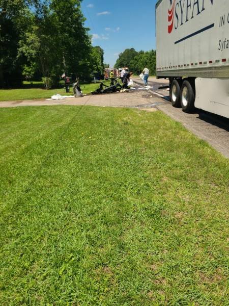 UPDATED at 1:08 PM..10:58 AM    Trailer Disconnects From Semi In Webb