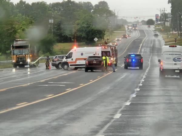 10:29 AM T-Bone on Hwy 52 at Smith Road in Taylor