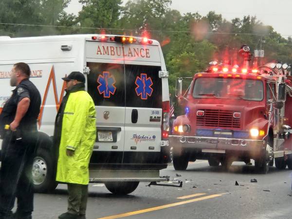 10:29 AM T-Bone on Hwy 52 at Smith Road in Taylor