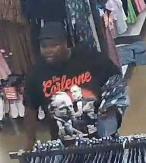 DPD requests help identifying two subjects