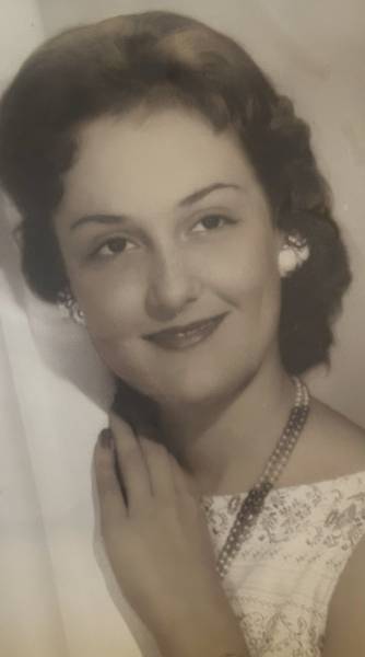 Mrs. Olivia Prestwood Crawley of the Roeton Community, Coffee County